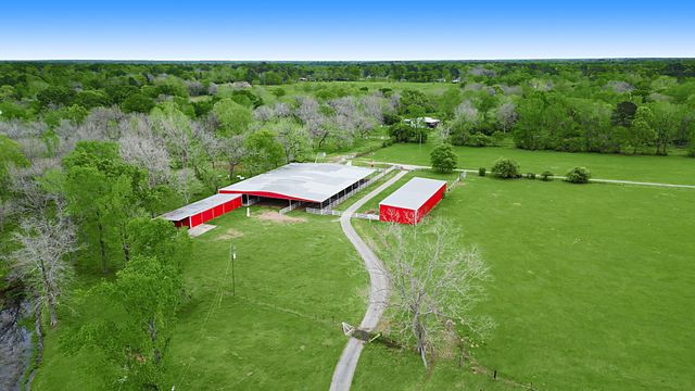 1400 County Road 2094, Liberty, TX 77575