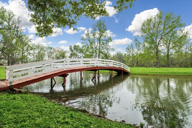 1400 County Road 2094, Liberty, TX 77575