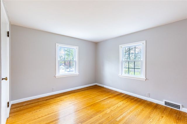 353 Pinecrest Drive, Irondequoit, NY 14617