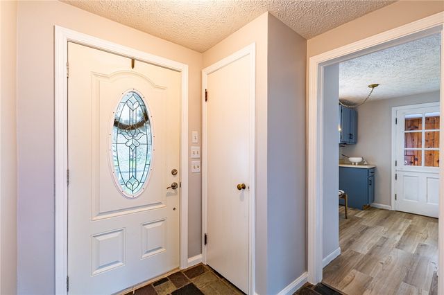 353 Pinecrest Drive, Irondequoit, NY 14617