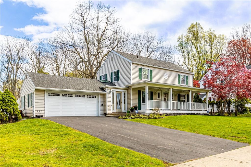 353 Pinecrest Drive, Irondequoit, NY 14617