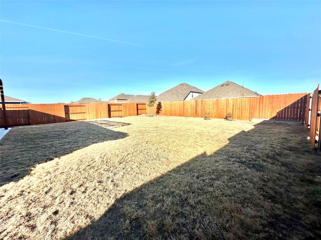 9948 Fighting Falcon Way, Fort Worth, TX 76131