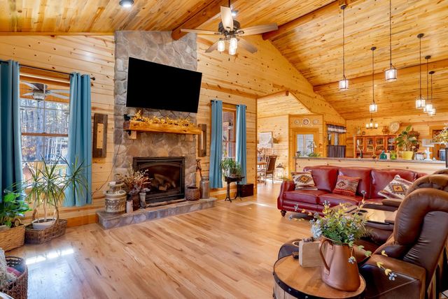 480 Green Lake Road Road, Chesnee, SC 29323