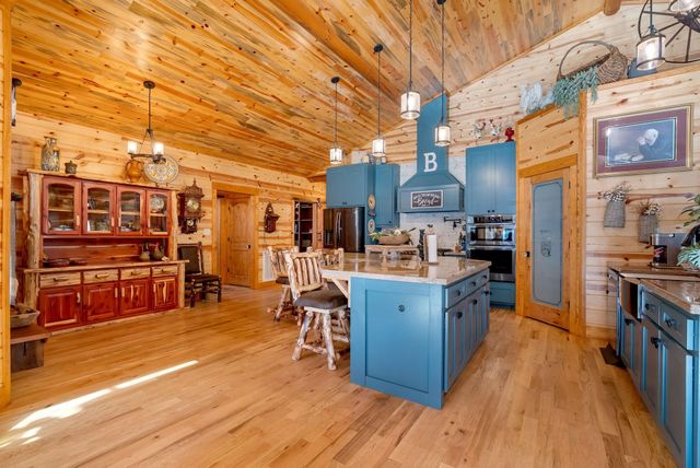 480 Green Lake Road Road, Chesnee, SC 29323