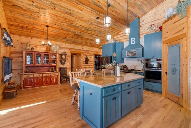 480 Green Lake Road Road, Chesnee, SC 29323