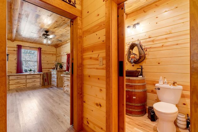 480 Green Lake Road Road, Chesnee, SC 29323