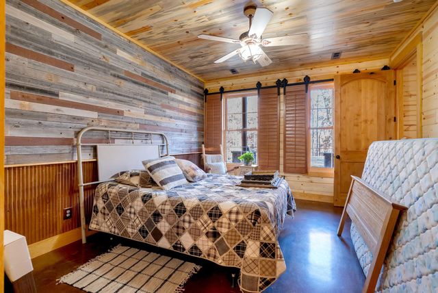 480 Green Lake Road Road, Chesnee, SC 29323