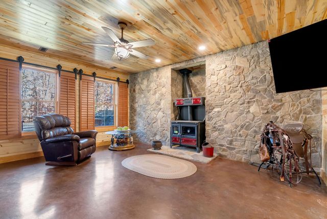 480 Green Lake Road Road, Chesnee, SC 29323