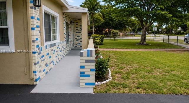 3401 NW 7th Street, Lauderhill, FL 33311