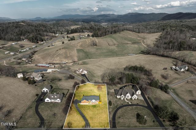 1782 Harbin Hill Road, Mountain City, TN 37683