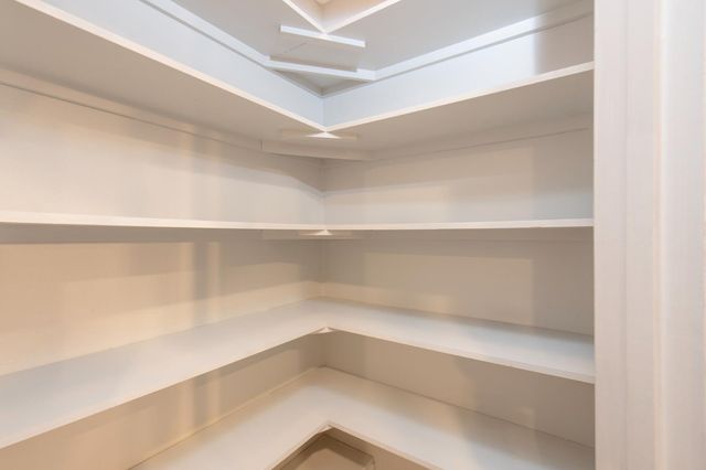 4739 W Bellaire Way, Fresno, CA 93722