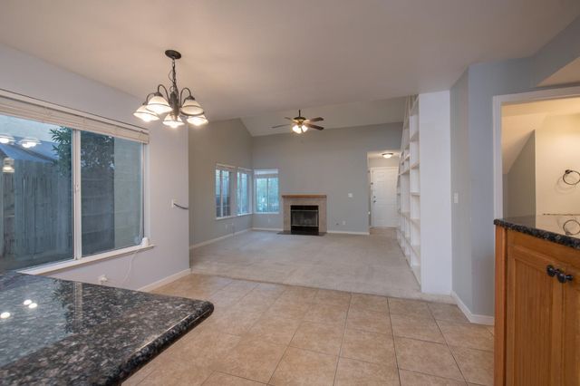 4739 W Bellaire Way, Fresno, CA 93722