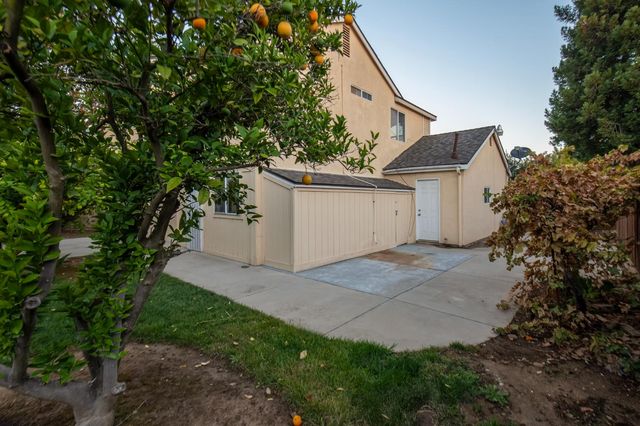 4739 W Bellaire Way, Fresno, CA 93722