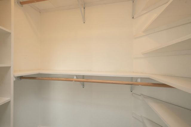 4739 W Bellaire Way, Fresno, CA 93722