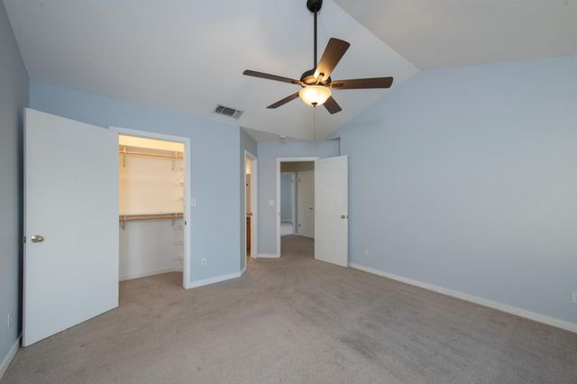 4739 W Bellaire Way, Fresno, CA 93722