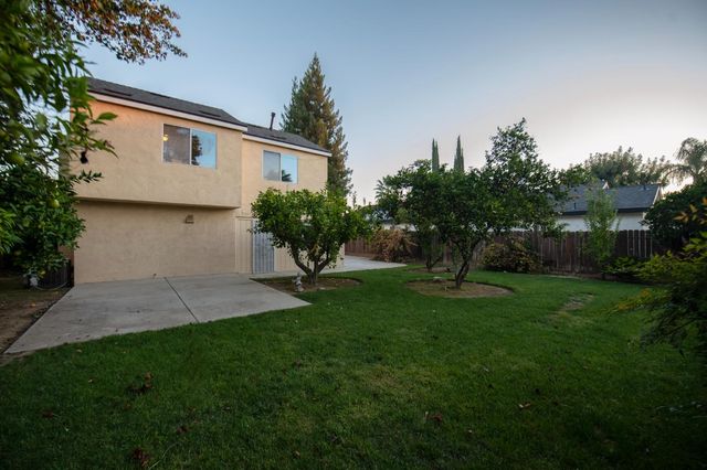 4739 W Bellaire Way, Fresno, CA 93722