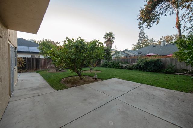4739 W Bellaire Way, Fresno, CA 93722