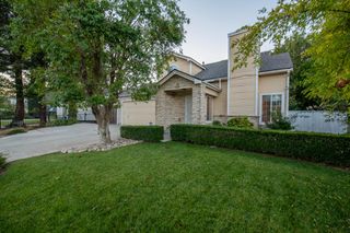 4739 W Bellaire Way, Fresno, CA 93722