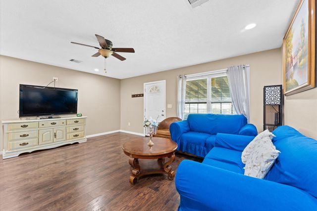 7122 Pierce Thomas Drive, Conroe, TX 77306