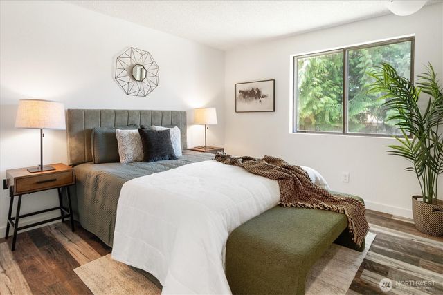 27420 141st Avenue SE, Kent, WA 98042