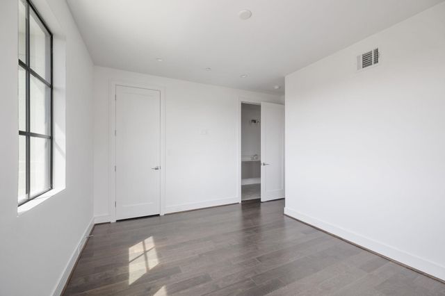 5824 Winsome Lane A, Houston, TX 77057
