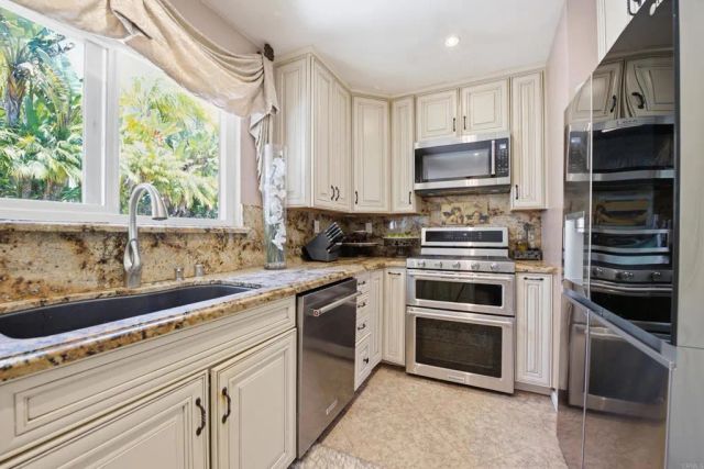 3228 Bernie Drive, Oceanside, CA 92056