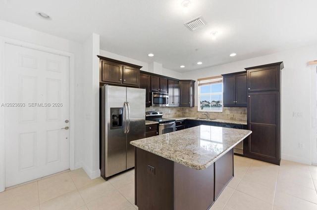 3065 Tortola Way, Cooper City, FL 33024