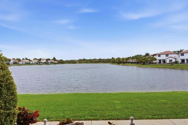 3065 Tortola Way, Cooper City, FL 33024