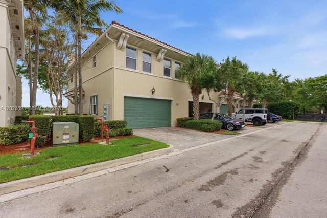3065 Tortola Way, Cooper City, FL 33024