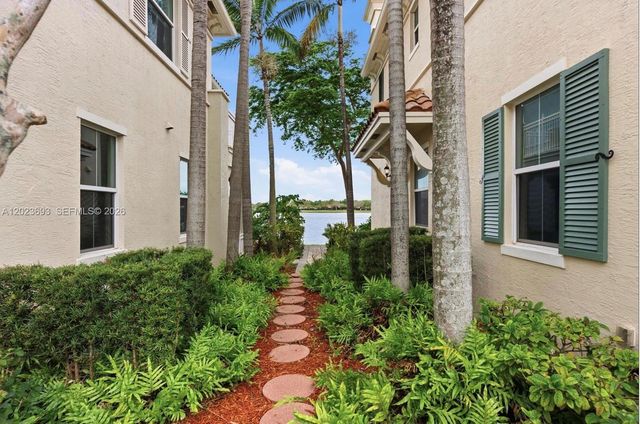 3065 Tortola Way, Cooper City, FL 33024