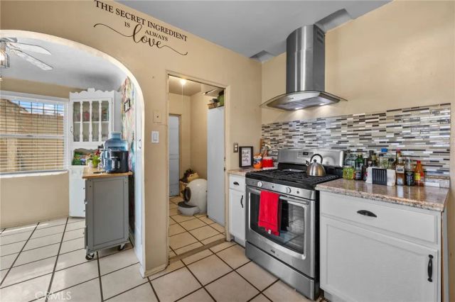 1030 W 80th, Los Angeles, CA 90044