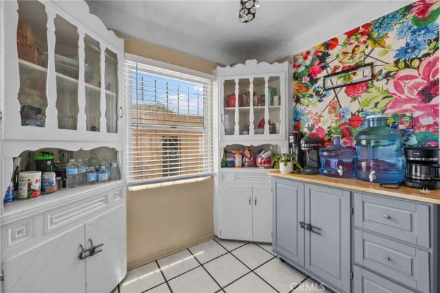 1030 W 80th, Los Angeles, CA 90044