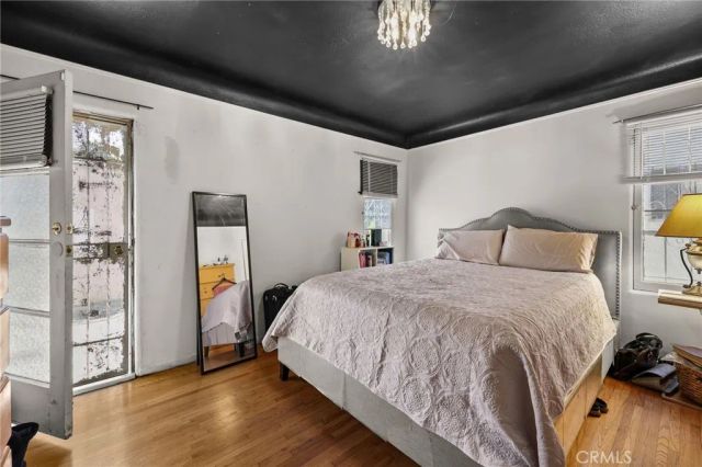 1030 W 80th, Los Angeles, CA 90044