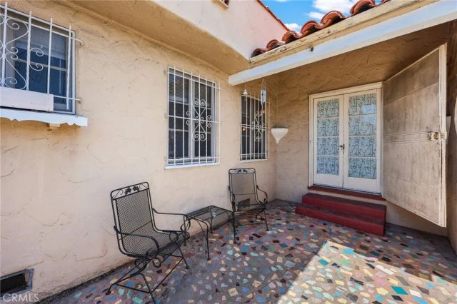 1030 W 80th, Los Angeles, CA 90044