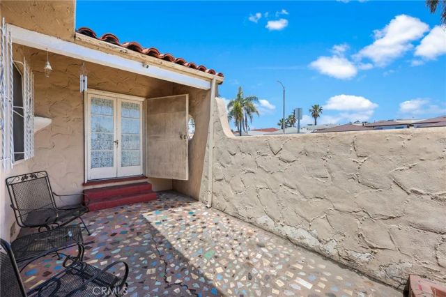 1030 W 80th, Los Angeles, CA 90044