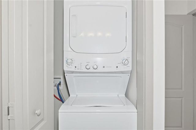 390 17th NW Street 6057, Atlanta, GA 30363