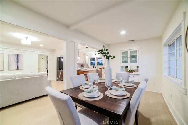 748 N Kenmore, Los Angeles, CA 90029