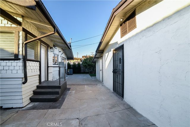 748 N Kenmore, Los Angeles, CA 90029