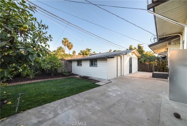 748 N Kenmore, Los Angeles, CA 90029