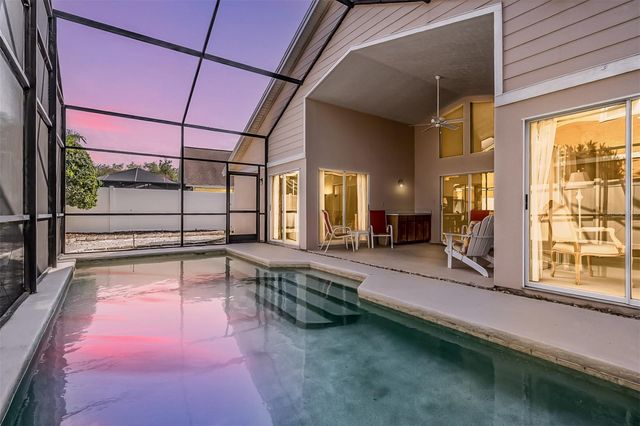 9008 QUAIL CREEK DRIVE, Tampa, FL 33647