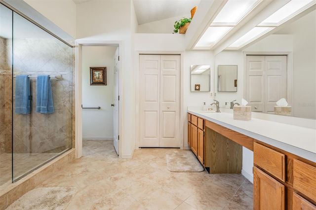 9008 QUAIL CREEK DRIVE, Tampa, FL 33647