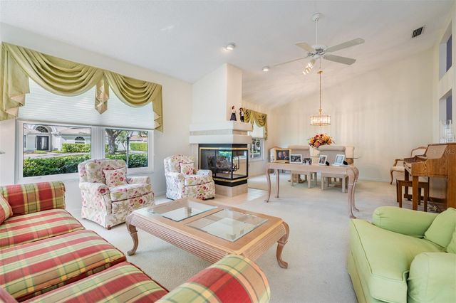 9008 QUAIL CREEK DRIVE, Tampa, FL 33647