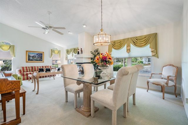 9008 QUAIL CREEK DRIVE, Tampa, FL 33647