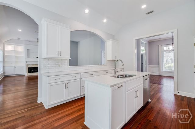 33 Lake Heron Court W, Pooler, GA 31322