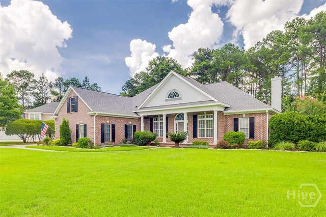 33 Lake Heron Court W, Pooler, GA 31322