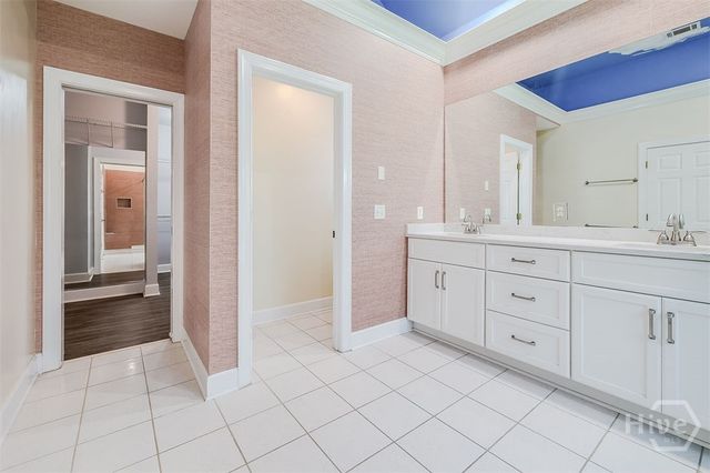 33 Lake Heron Court W, Pooler, GA 31322