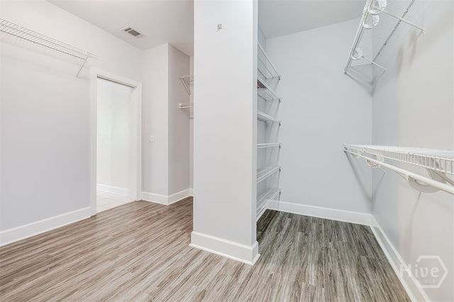 33 Lake Heron Court W, Pooler, GA 31322