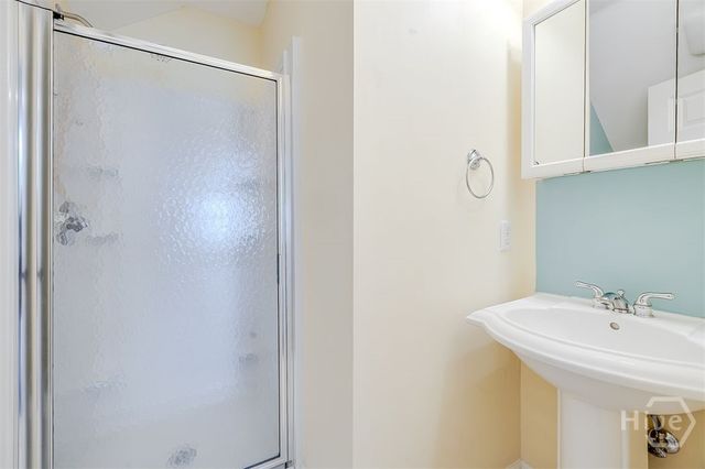 33 Lake Heron Court W, Pooler, GA 31322