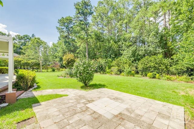 33 Lake Heron Court W, Pooler, GA 31322