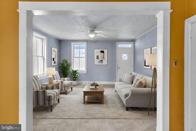 302 W MAIN ST, Annville, PA 17003